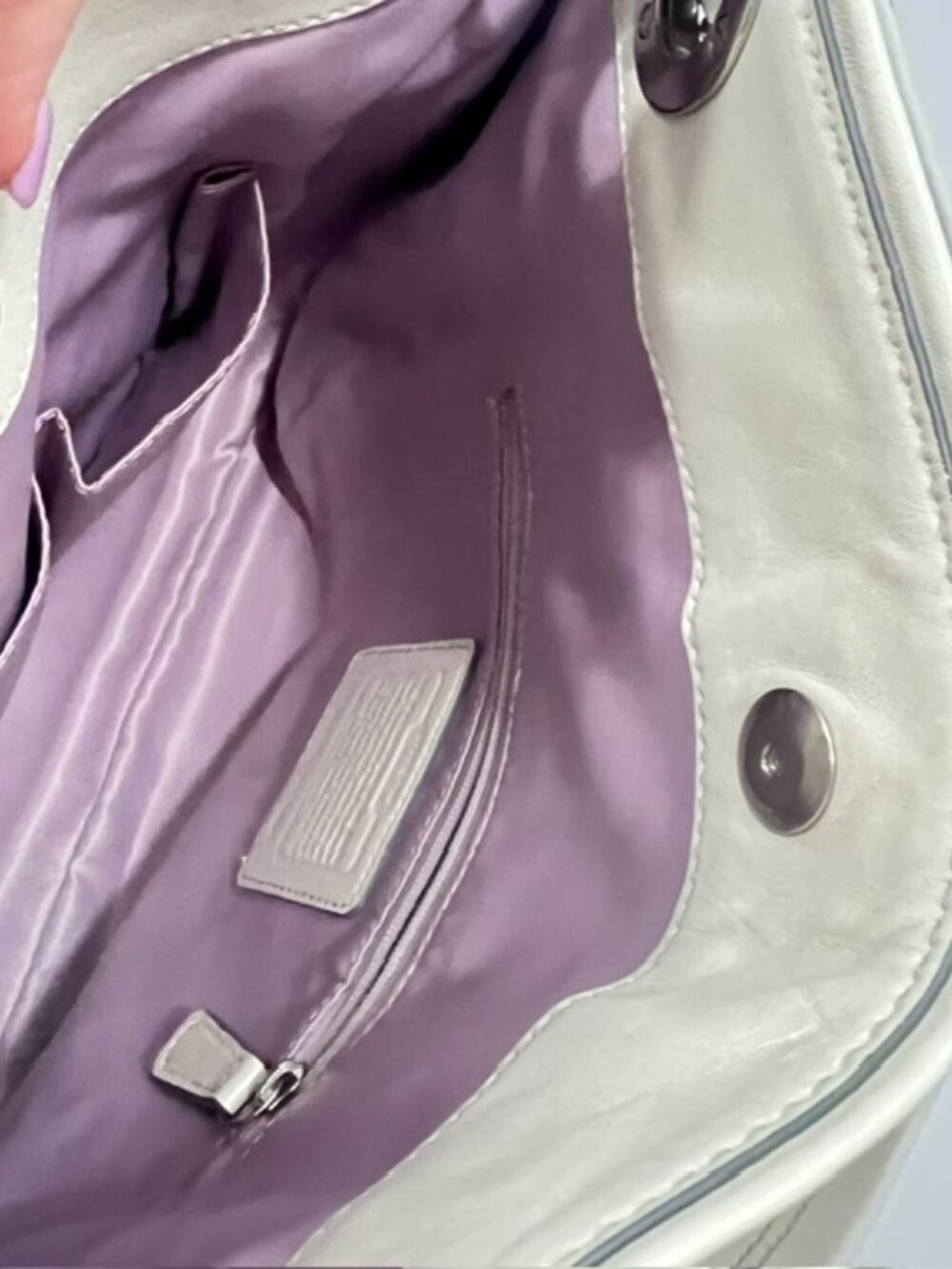 Coach Y2K Ashley Hippie Pearl White Leather Shoulder Bag F17605 chunky hardware - Picture 14 of 16